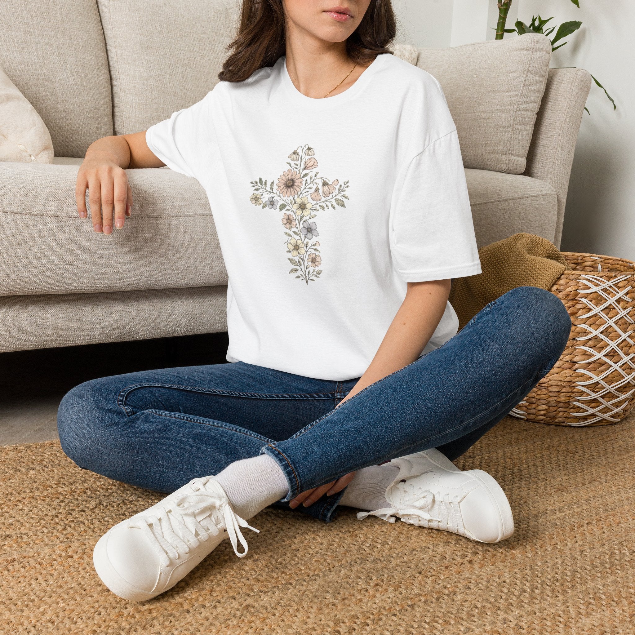 Floral cross bouquet T-Shirt